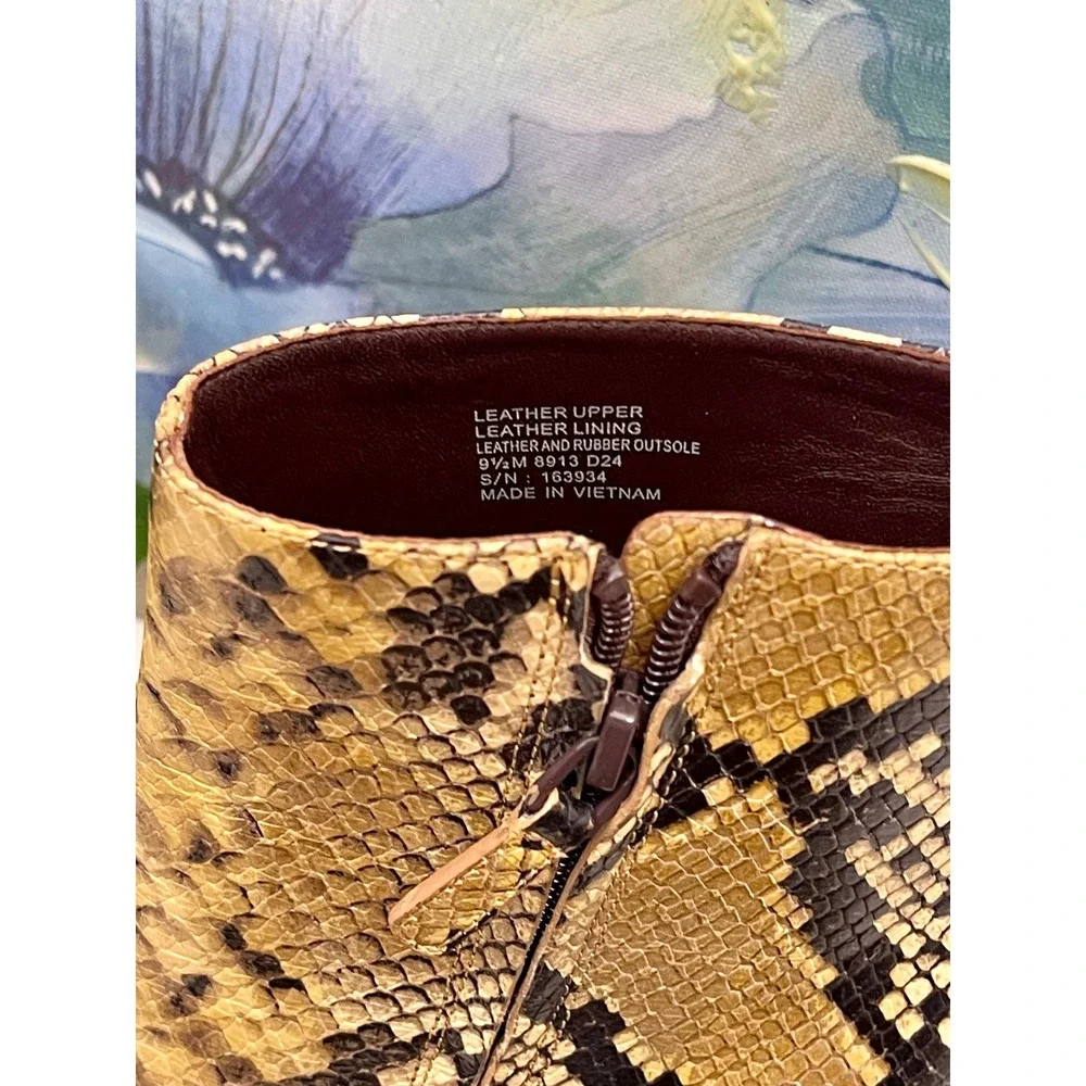 New Tory Burch Snakeskin Embossed Leather Square Toe Ankle Boots 9.5 Yellow